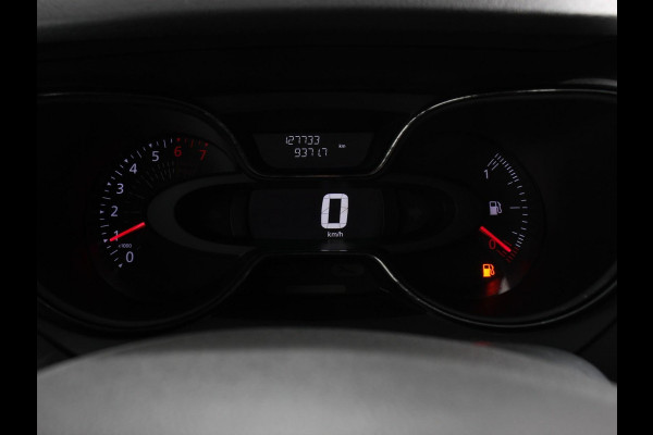 Renault Captur 0.9 TCe Intens | Navigatie | Climate Control | Parkeer Sensoren | Bluetooth | Cruise control | Lichtmetalen Velgen
