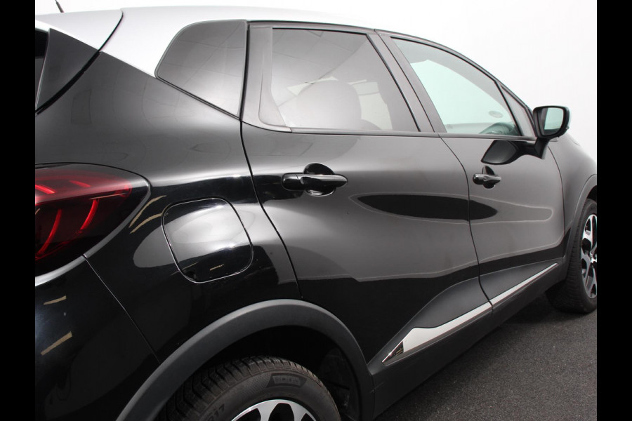 Renault Captur 0.9 TCe Intens | Navigatie | Climate Control | Parkeer Sensoren | Bluetooth | Cruise control | Lichtmetalen Velgen