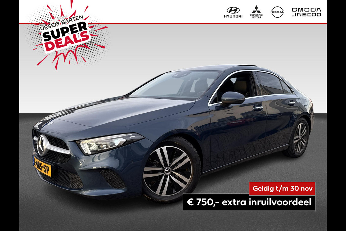 Mercedes-Benz A-Klasse 180 Business Solution Luxury | Pano | Memory stoelen | Achteruitrij camera |