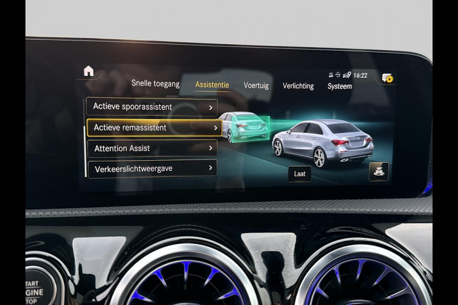 Mercedes-Benz A-Klasse 180 Business Solution Luxury | Pano | Memory stoelen | Achteruitrij camera |