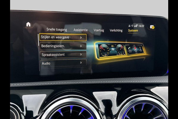 Mercedes-Benz A-Klasse 180 Business Solution Luxury | Pano | Memory stoelen | Achteruitrij camera |