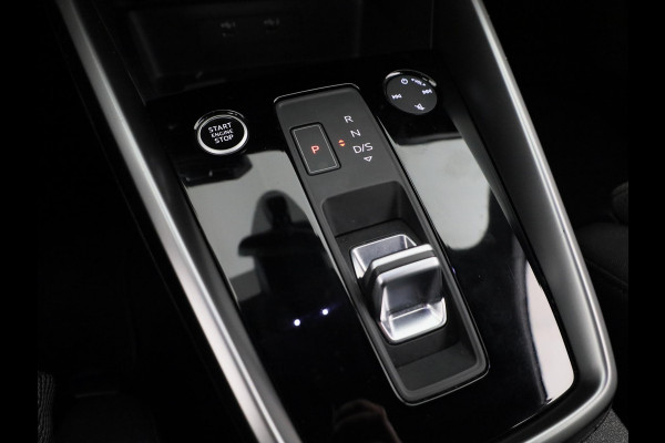 Audi A3 Sportback 30 TFSI Business edition 110 PK S-Tronic |  Navigatie | Parkeersensoren | LED koplampen |