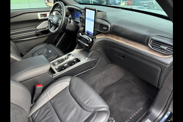 Ford Explorer 3.0 V6 EcoBoost PHEV Platium 7p - Automaat - Panodak - Leder - Navi - Trekhaak