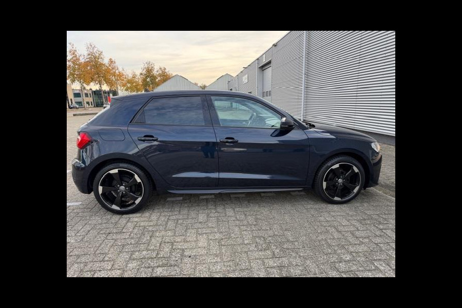 Audi A1 SPORTBACK 25 TFSI Pro Line,Automaat, Navigatie,virtueel Dash, Carplay/Andriod, Parkeersensoren,