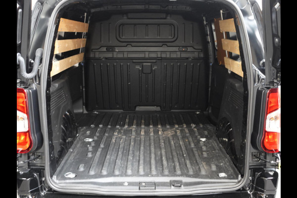 Opel Combo 1.5D 130pk Automaat L1H1 Edition | Navigatie | Apple Carplay/Android Auto | Parkeer sensoren | DAB | Airco | Dakrails | Trekhaak | Lat om lat laadruimte