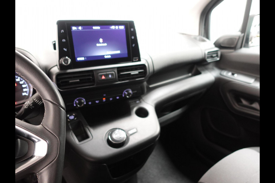 Opel Combo 1.5D 130pk Automaat L1H1 Edition | Navigatie | Apple Carplay/Android Auto | Parkeer sensoren | DAB | Airco | Dakrails | Trekhaak | Lat om lat laadruimte
