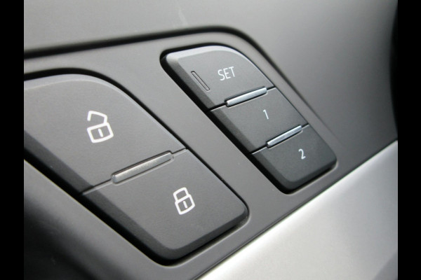 Audi A4 AVANT 35 TFSI Adv. Edition Automaat*Leder*Navi*Camera*