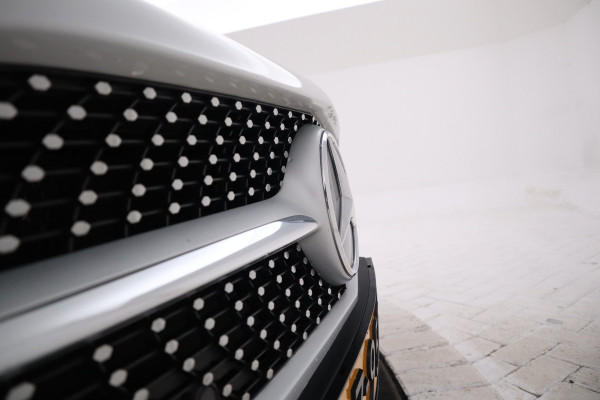 Mercedes-Benz A-Klasse 200 Business Solution AMG Automaat, Virtual cockpit, Climate, Navigatie,