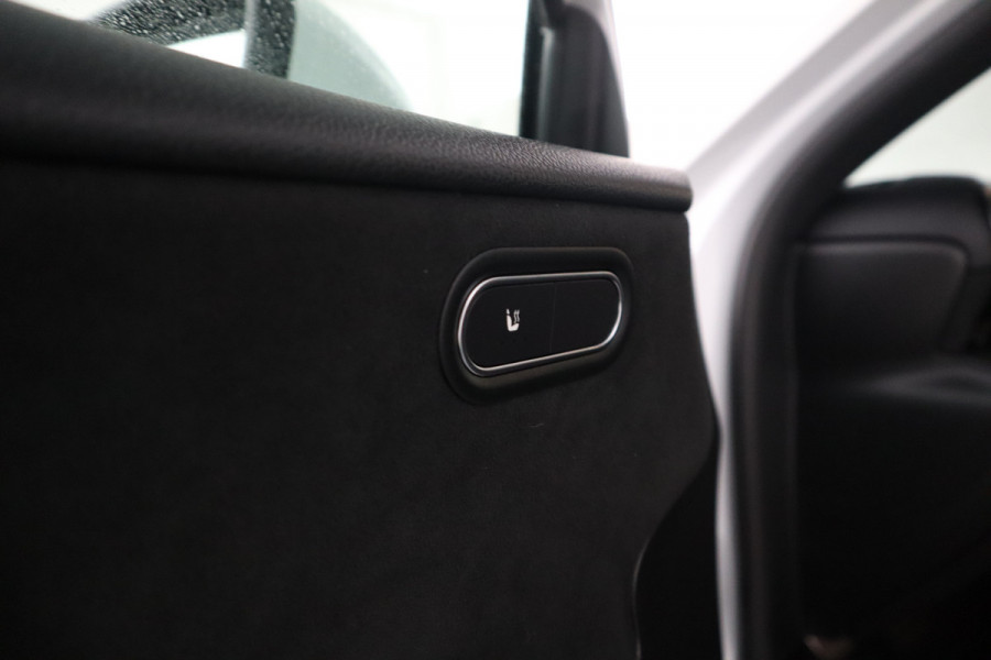 Mercedes-Benz A-Klasse 200 Business Solution AMG Automaat, Virtual cockpit, Climate, Navigatie,