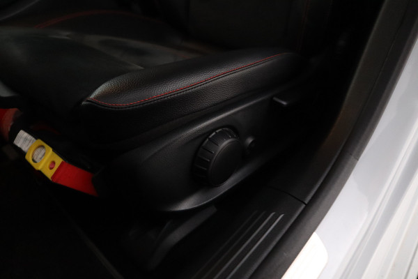 Mercedes-Benz A-Klasse 200 Business Solution AMG Automaat, Virtual cockpit, Climate, Navigatie,