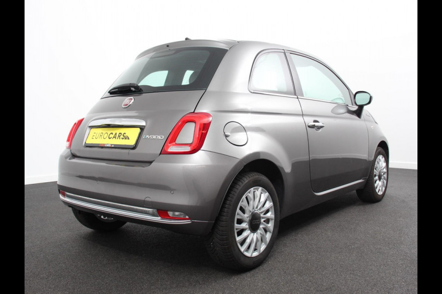 Fiat 500 1.0 Hybrid Dolcevita | Climate control | Cruise control | Panorama dak | Parkeersensor achter | Radio Apple Carplay/ Android Auto