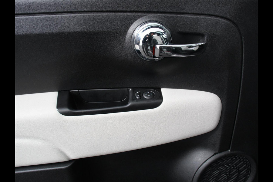 Fiat 500 1.0 Hybrid Dolcevita | Climate control | Cruise control | Panorama dak | Parkeersensor achter | Radio Apple Carplay/ Android Auto