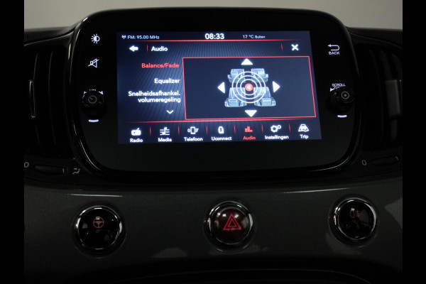 Fiat 500 1.0 Hybrid Dolcevita | Climate control | Cruise control | Panorama dak | Parkeersensor achter | Radio Apple Carplay/ Android Auto