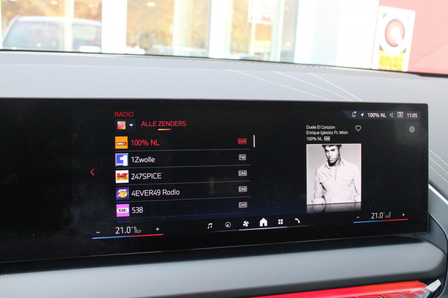 BMW X3 30e xDRIVE M-SPORT 299PK | M-SPORTPAKKET 337 MET O.A. M AERODYNAMICA PAKKET - SHADOWLINE RAAMOMLIJSTING - M-SPORT ONDERSTEL - M-INTERIEUR PAKKET - VEGANZA LEDEREN BEKLEDING - M-SPORT INTERIEURLIJSTEN - M-SPORTSTUUR - M ZWARTE HEMELBEKLEDING | PREMIUM PACK MET O.A. LENDESTEUN ELEKTRISCH VERSTELBAAR OP DE VOORSTOELEN - HARMAN KARDON PREMIUM ADIO - TRAVEL EN COMFORT SYSTEM - ADAPTIEVE FULL LED KOPLAMPEN | PROFESSIONAL PACK MET O.A. PARKING ASSISTANT PLUS - DRIVING ASSISTANT PLUS - INTERIEUR CAMERA - BMW LIVE COCKPIT PROFESSIONAL | ELEKTRISCHE VERSTELBARE SPORTSTOELEM MET