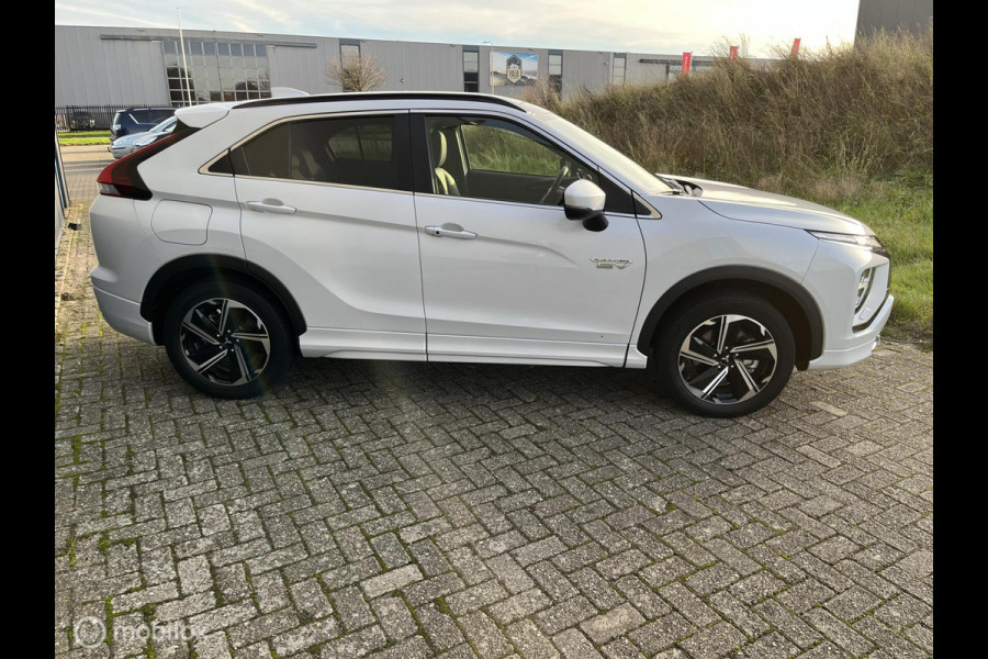 Mitsubishi Eclipse Cross 2.4 PHEV Prestige