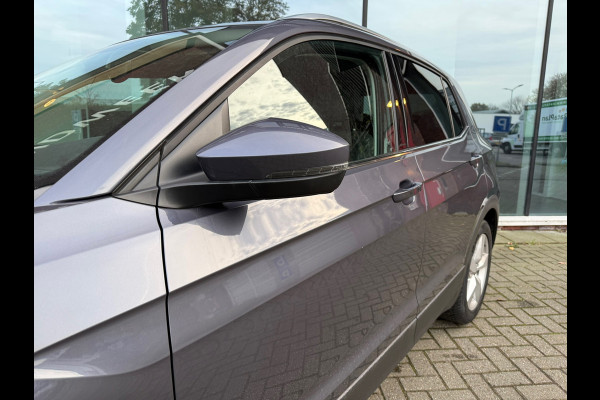 Volkswagen T-Cross 1.5 TSI 150pk Style - Automaat - Navi Apple/Android - Parkeerhulp - Climate