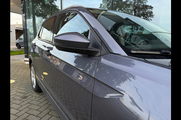 Volkswagen T-Cross 1.5 TSI 150pk Style - Automaat - Navi Apple/Android - Parkeerhulp - Climate