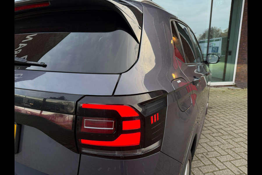 Volkswagen T-Cross 1.5 TSI 150pk Style - Automaat - Navi Apple/Android - Parkeerhulp - Climate