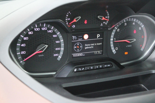 Peugeot Rifter 1.2 130PK AUTOMAAT GT-LINE | PANORAMA DAK INCL. BAGAGE DEK | TREKHAAK | NAVIGATIE | APPLE CARPLAY/ANDROID AUTO | PARKEERSENSOREN ACHTER | LICHTMETALEN VELGEN | CLIMATE CONTROL | CRUISE CONTROL | DAB+ RADIO |