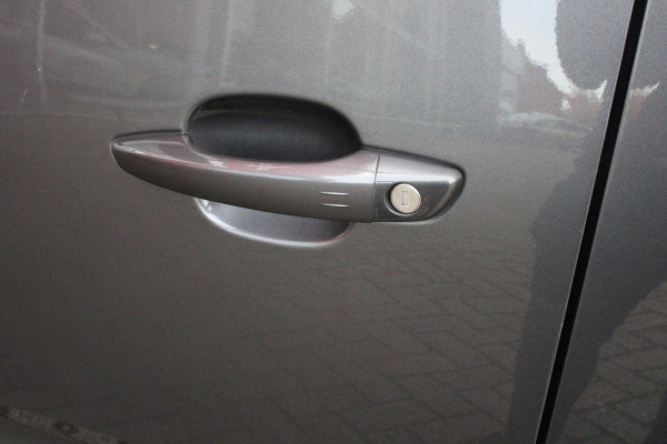 Peugeot Rifter 1.2 130PK AUTOMAAT GT-LINE | PANORAMA DAK INCL. BAGAGE DEK | TREKHAAK | NAVIGATIE | APPLE CARPLAY/ANDROID AUTO | PARKEERSENSOREN ACHTER | LICHTMETALEN VELGEN | CLIMATE CONTROL | CRUISE CONTROL | DAB+ RADIO |