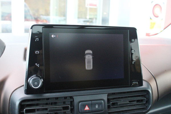 Peugeot Rifter 1.2 130PK AUTOMAAT GT-LINE | PANORAMA DAK INCL. BAGAGE DEK | TREKHAAK | NAVIGATIE | APPLE CARPLAY/ANDROID AUTO | PARKEERSENSOREN ACHTER | LICHTMETALEN VELGEN | CLIMATE CONTROL | CRUISE CONTROL | DAB+ RADIO |