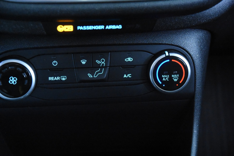 Ford Fiesta Titanium *1ste eigenaar*Navigatie*Camera*