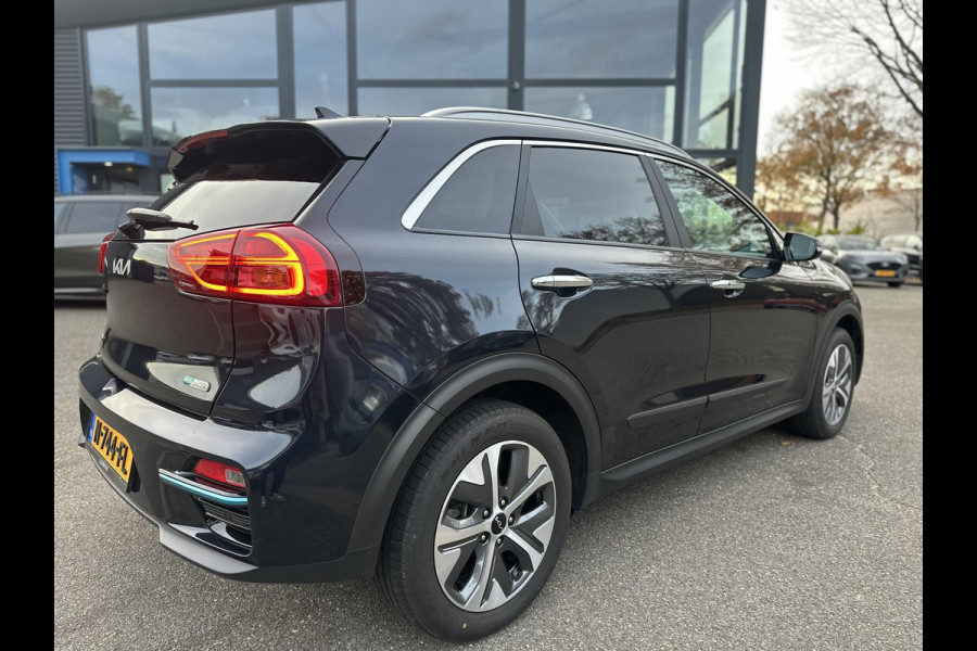 Kia e-Niro Edition 64 kWh 3-fase lader | SOH 94% |1e eigenaar | Origineel Nederlands | Dealeronderhouden | Stoel + stuur verwarming |Rijklaar prijs met garantie!
