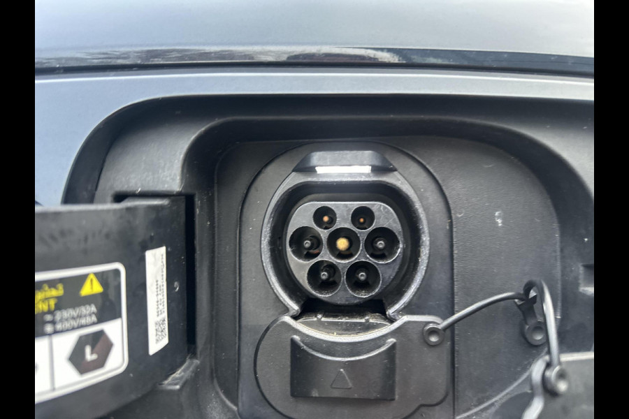 Kia e-Niro Edition 64 kWh 3-fase lader | SOH 94% |1e eigenaar | Origineel Nederlands | Dealeronderhouden | Stoel + stuur verwarming |Rijklaar prijs met garantie!
