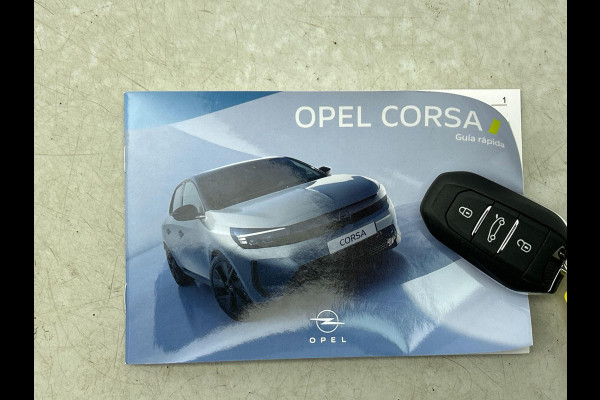 Opel Corsa 1.2 Turbo 136pk Hybrid GS Auto. Navigatie Apple Carplay/ Android Auto Camera Parkeersensoren Cruise Control Stoel- en stuurverwarming Airco Lichtmetalen velgen Getinte ramen
