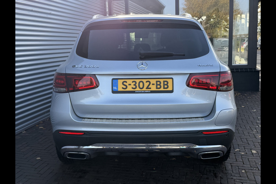 Mercedes-Benz GLC 300e 4MATIC Premium