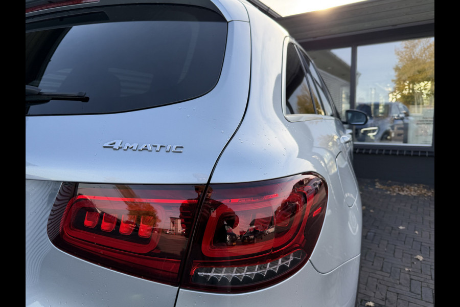 Mercedes-Benz GLC 300e 4MATIC Premium