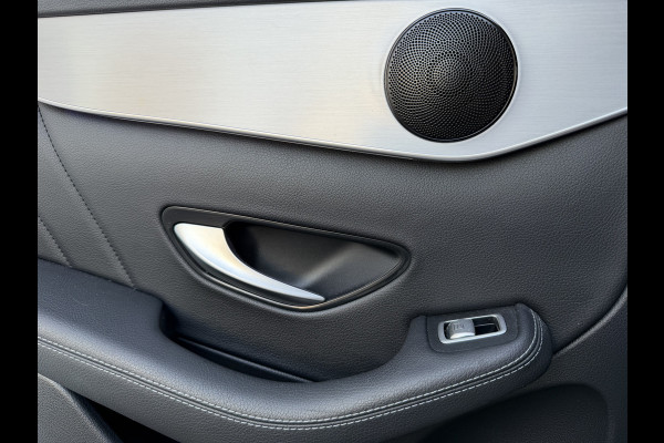 Mercedes-Benz GLC 300e 4MATIC Premium