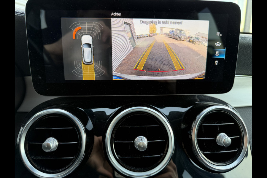 Mercedes-Benz GLC 300e 4MATIC Premium