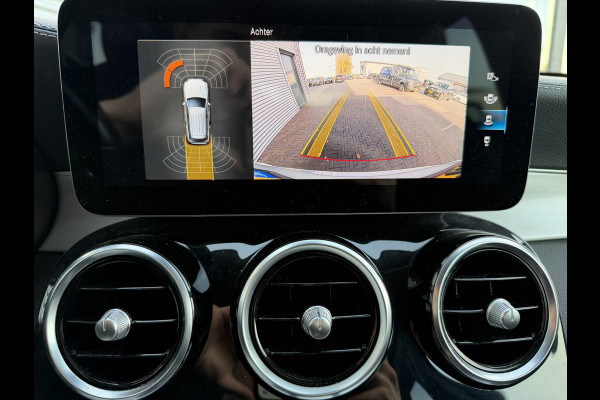 Mercedes-Benz GLC 300e 4MATIC Premium