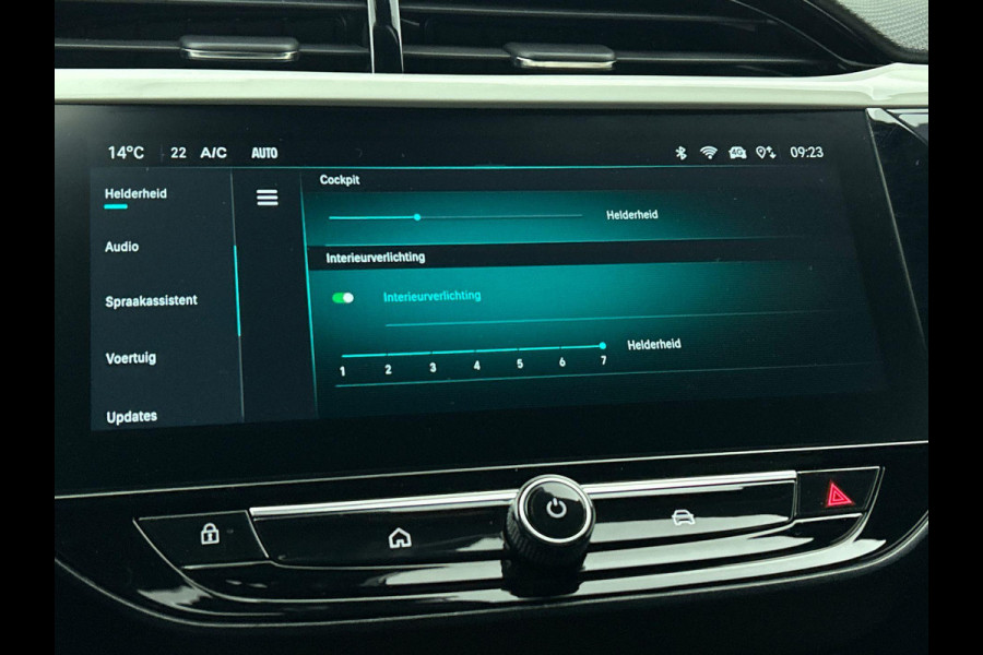 Opel Corsa 1.2 Turbo 136pk Hybrid GS Auto. Navigatie Apple Carplay/ Android Auto Camera Parkeersensoren Cruise Control Stoel- en stuurverwarming Airco Lichtmetalen velgen Getinte ramen