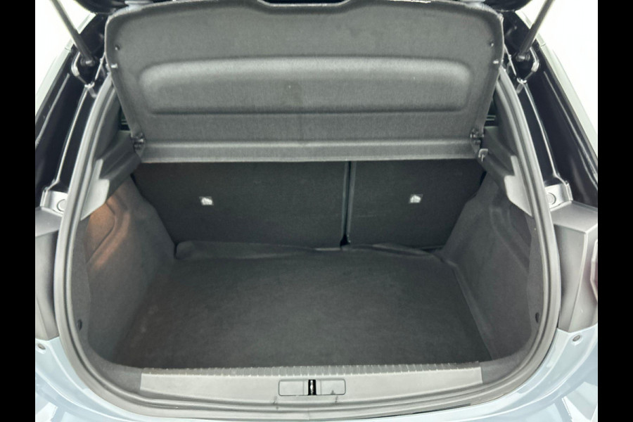 Opel Corsa 1.2 Turbo 136pk Hybrid GS Auto. Navigatie Apple Carplay/ Android Auto Camera Parkeersensoren Cruise Control Stoel- en stuurverwarming Airco Lichtmetalen velgen Getinte ramen