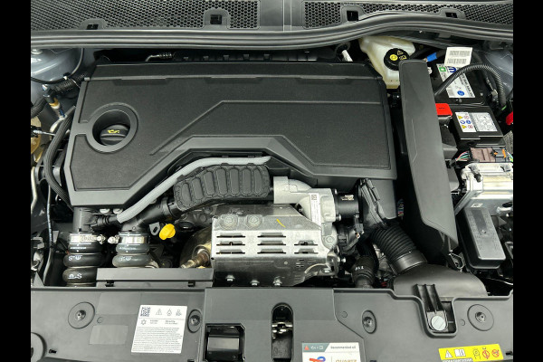 Opel Corsa 1.2 Turbo 136pk Hybrid GS Auto. Navigatie Apple Carplay/ Android Auto Camera Parkeersensoren Cruise Control Stoel- en stuurverwarming Airco Lichtmetalen velgen Getinte ramen