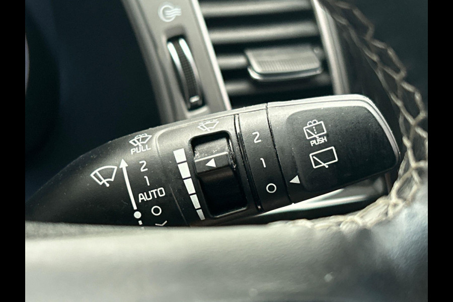 Kia Niro 1.6 GDi Hybrid DynamicLine Navigatie Stoelverwarming Apple/Carplay