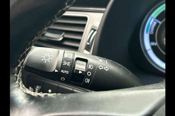 Kia Niro 1.6 GDi Hybrid DynamicLine Navigatie Stoelverwarming Apple/Carplay