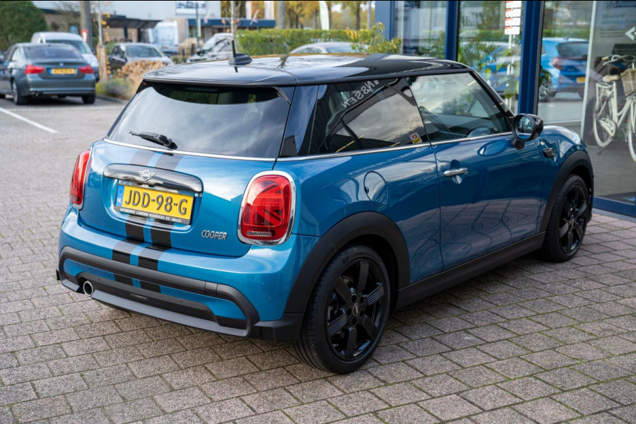 MINI Cooper 1.5 Classic | Prijs rijklaar incl. 12 mnd garantie | Lmv Navi Camera Pdc Apple/Android Stoelverw