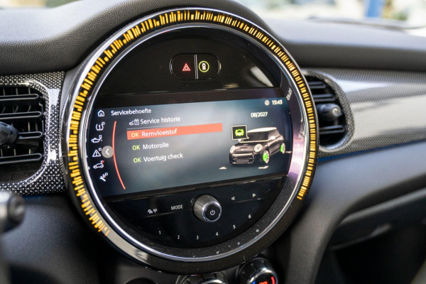 MINI Cooper 1.5 Classic | Prijs rijklaar incl. 12 mnd garantie | Lmv Navi Camera Pdc Apple/Android Stoelverw