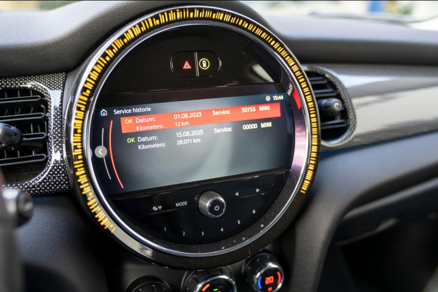 MINI Cooper 1.5 Classic | Prijs rijklaar incl. 12 mnd garantie | Lmv Navi Camera Pdc Apple/Android Stoelverw