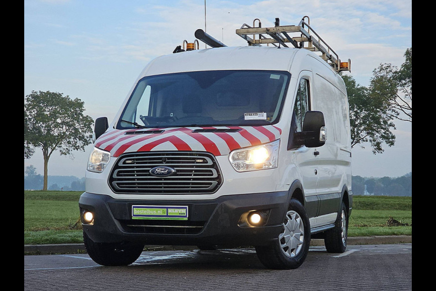 Ford Transit 350 2.0 TDCI L2H2 Trend Imperiaal Werkplaats-Inrichting Navi Airco Camera 130Pk Euro6 Oh-Historie 1e Eigenaar!