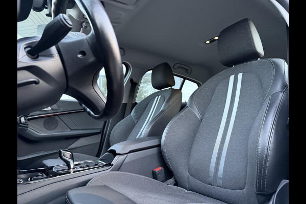 BMW 1-serie 118i Aut. Exe Sportline M-Int | Trekhaak | Facelift | Virtual Cockpit |