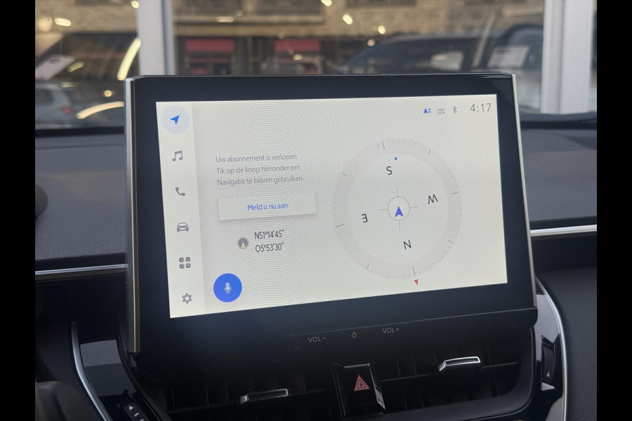 Toyota Corolla Cross 1.8 Hybrid Style | Parelmoer wit, Dodehoekherkenning, Parkeersensoren, Stoel + Stuurverwarming, Keyless, 18 inch