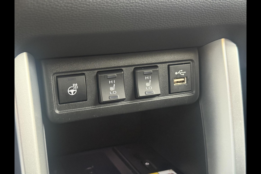 Toyota Corolla Cross 1.8 Hybrid Style | Parelmoer wit, Dodehoekherkenning, Parkeersensoren, Stoel + Stuurverwarming, Keyless, 18 inch