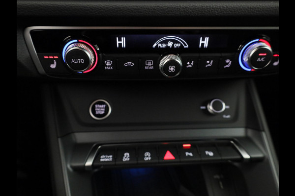 Audi Q3 Sportback 35 TFSI S Edition Competition | Zakelijke financiering 3,99% | Adaptive cruise control | Sonos premium 3d sound | Optiekpakket zwart plus | Ambient verlichting | Keyless |