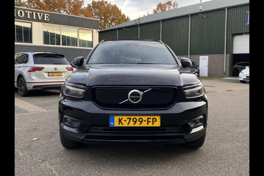 Volvo XC40 Recharge P8 AWD R-Design SOH 92% 1e eigenaar | Origineel NL auto | Pano | Harman Kardon | 360° Camera | Elec. trekhaak | Rijklaar met 12 mnd BOVAG | BTW verrekenbaar