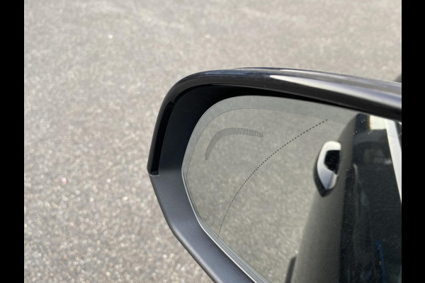 Volvo XC40 Recharge P8 AWD R-Design SOH 92% 1e eigenaar | Origineel NL auto | Pano | Harman Kardon | 360° Camera | Elec. trekhaak | Rijklaar met 12 mnd BOVAG | BTW verrekenbaar