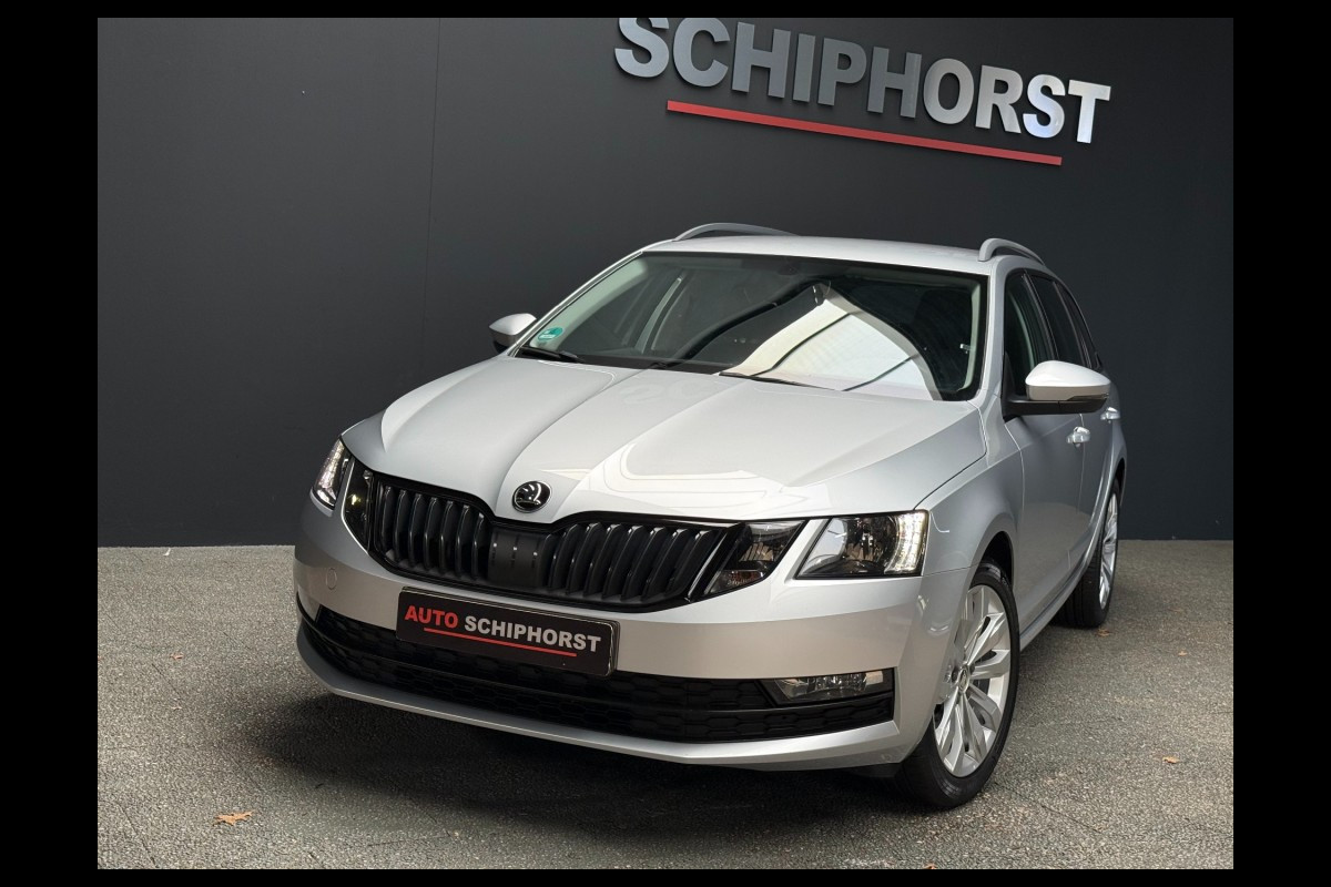Škoda Octavia Combi 1.5 TSi 150 Pk Automaat Business Edition Climate Controle trekhaak Navigatie Stoelverwarming